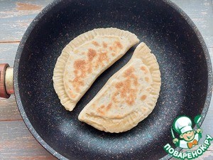 Кутабы с творогом и тунцом Кутабы с творогом и тунцом