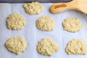 Печенье из кабачков с овсяными хлопьями Печенье из кабачков с овсяными хлопьями