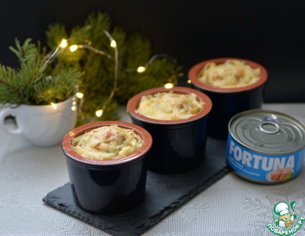 Гнёзда, фаршированные тунцом и шампиньонами