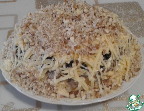 Салат "Ананасы под шубой" Салат "Ананасы под шубой"