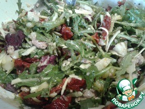 Салат "Гурман" из печени трески Салат "Гурман" из печени трески