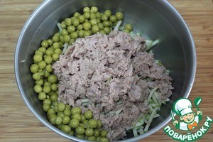 Салат с тунцом и маргеланской редькой Салат с тунцом и маргеланской редькой