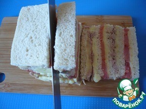 Сэндвичи "Рождественские елки" с тунцом Сэндвичи "Рождественские елки" с тунцом