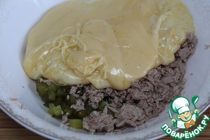 Сырный рулет с тунцом