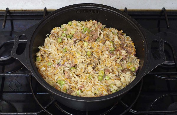 Плов с куриной печенью Плов с куриной печенью