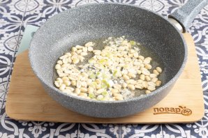 Фасоль с арахисом Фасоль с арахисом