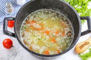 Уха из брюшек семги с пшеном Уха из брюшек семги с пшеном