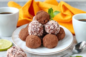 Конфеты из печенья с бананом Конфеты из печенья с бананом