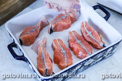 Лосось, запеченный в сливках