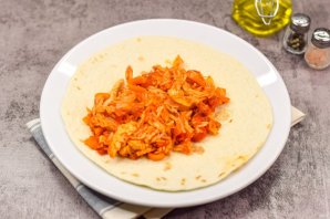 Бурито с курицей и рисом Бурито с курицей и рисом