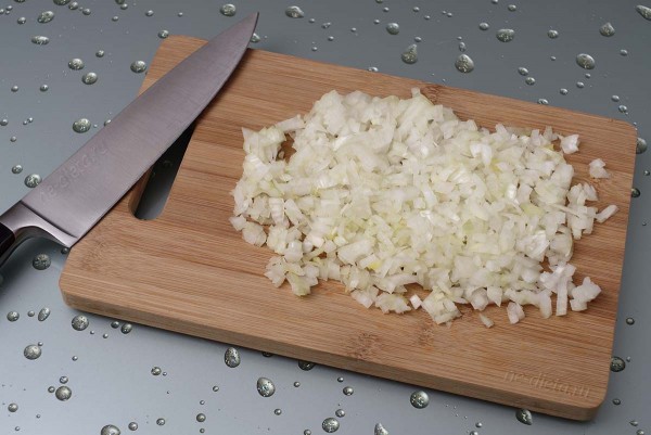 Гороховый суп с копчеными ребрышками Гороховый суп с копчеными ребрышками