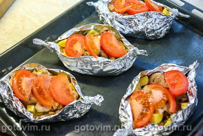 Свинина с картофелем в лодочках из фольги Свинина с картофелем в лодочках из фольги