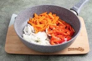 Булгур с кабачками, сладким перцем и фасолью Булгур с кабачками, сладким перцем и фасолью