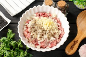 Быстрый пирог с фаршем Быстрый пирог с фаршем