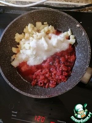 Блины по-шотландски с ягодно-фруктовым вареньем