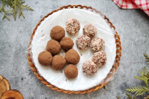 Конфеты из печенья с бананом Конфеты из печенья с бананом