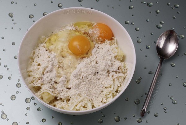 Картофельные зразы с яйцом и луком