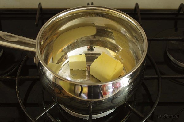 Куриная печень в сметанном соусе Куриная печень в сметанном соусе