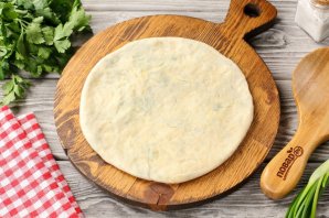 Заварные лепёшки с сыром и зеленью Заварные лепёшки с сыром и зеленью
