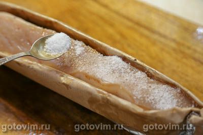 Свинина с аджикой, запеченная до хрустящей корочки Свинина с аджикой, запеченная до хрустящей корочки