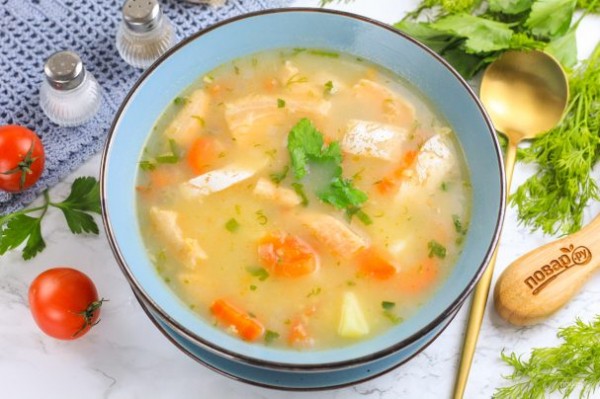 Уха из брюшек семги с пшеном Уха из брюшек семги с пшеном