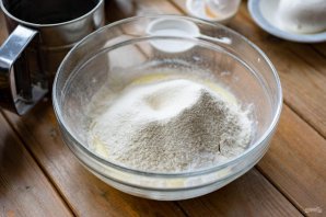 Пицца с оливками и креветками Пицца с оливками и креветками