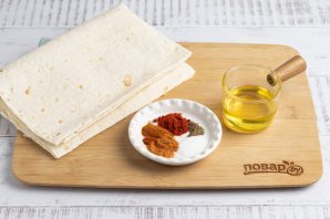 Чипсы в духовке из лаваша Чипсы в духовке из лаваша