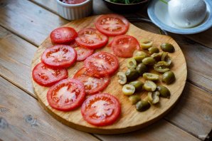 Пицца с оливками и креветками Пицца с оливками и креветками