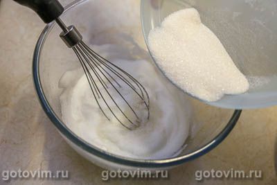 Слоеные трубочки с белковым кремом Слоеные трубочки с белковым кремом