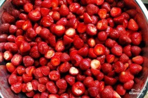 Джем из земляники Джем из земляники