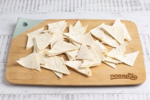 Чипсы в духовке из лаваша Чипсы в духовке из лаваша