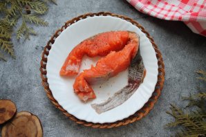 Медальоны из форели Медальоны из форели