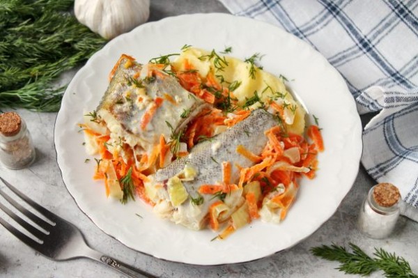 Минтай в молоке в мультиварке Минтай в молоке в мультиварке