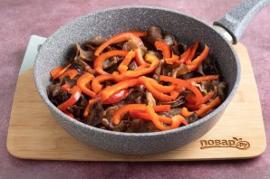 Древесные грибы по-корейски Древесные грибы по-корейски