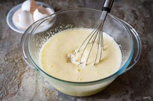 Манник с вишней в мультиварке Манник с вишней в мультиварке