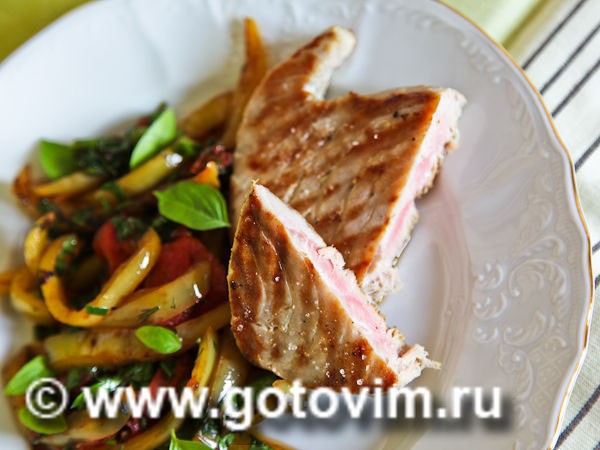 Стейки из тунца