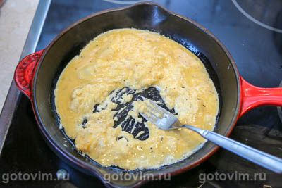 Сосиски, фаршированные омлетом Сосиски, фаршированные омлетом