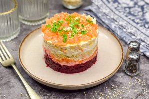 Салат "Лосось на шубе" Салат "Лосось на шубе"