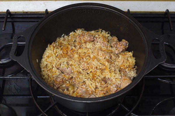 Плов с куриной печенью Плов с куриной печенью