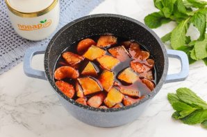 Черный глинтвейн Черный глинтвейн