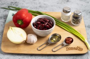 Салат из фасоли по-болгарски Салат из фасоли по-болгарски