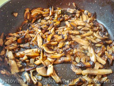 Мужской салат с курицей, грибами и дайконом