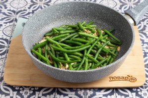 Фасоль с арахисом Фасоль с арахисом