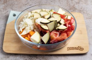 Соус "Демиглас" из овощей Соус "Демиглас" из овощей