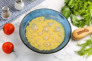 Уха из брюшек семги с пшеном Уха из брюшек семги с пшеном