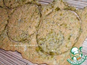 Фисташковое пирожное с брусничным семифреддо Фисташковое пирожное с брусничным семифреддо