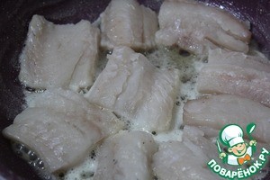 Минтай с зеленым горошком и беконом Минтай с зеленым горошком и беконом