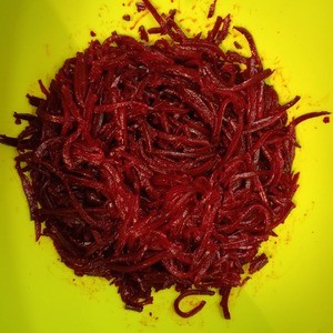 Мясной салат со свеклой