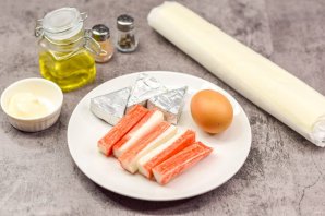 Закуска "Ракушки" из слоёного теста с крабовыми палочками