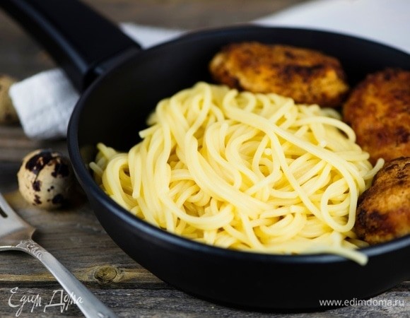 Диетолог Соломатина объяснила, почему нельзя есть макароны вместе с котлетами Диетолог Соломатина объяснила, почему нельзя есть макароны вместе с котлетами